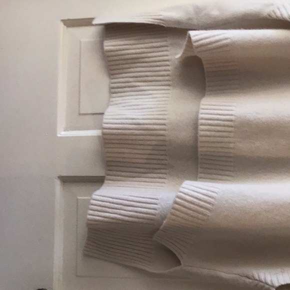 BCBG turtleneck sweater - Picture 3 of 5